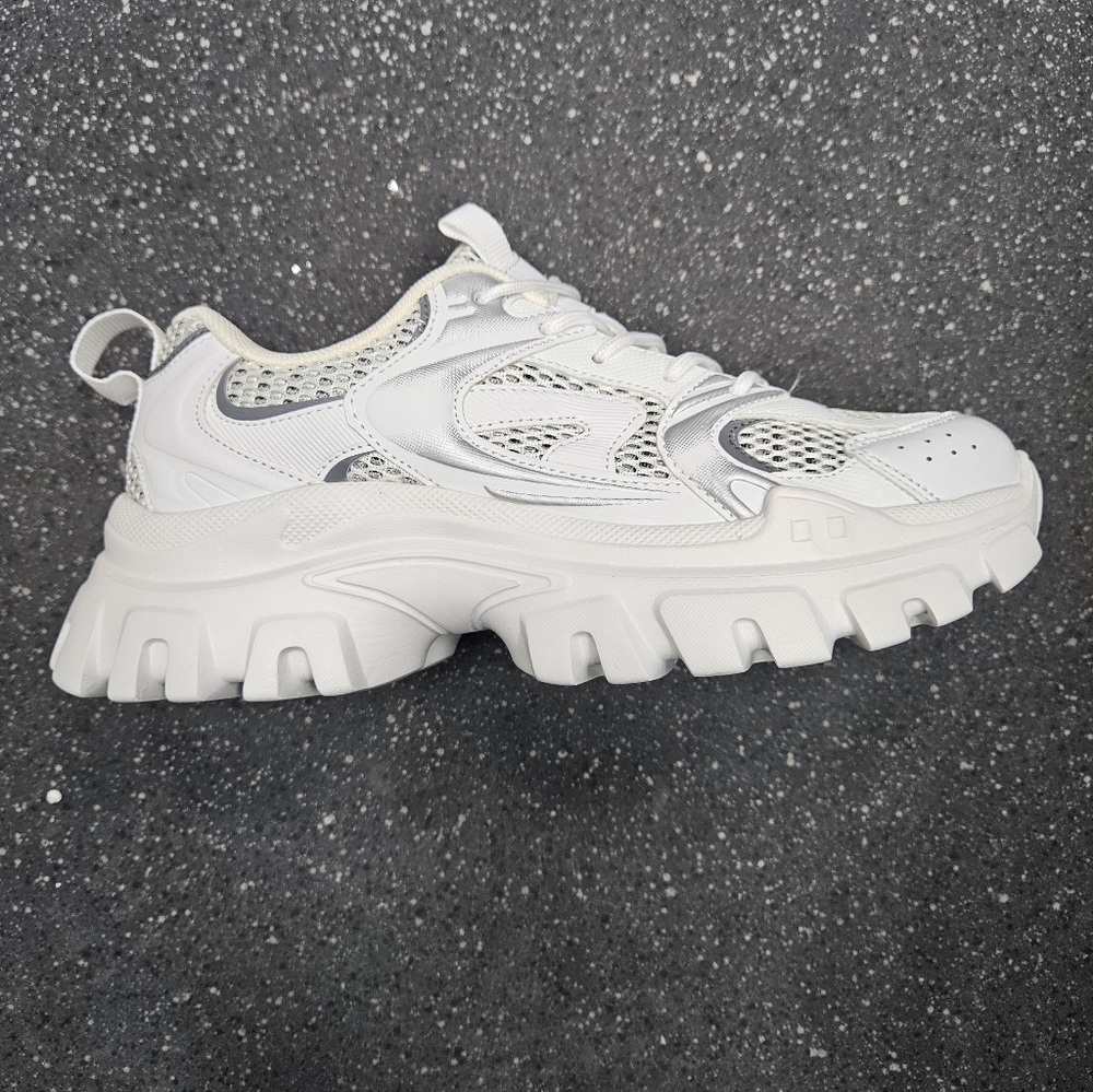 DREAM PAIRS Women’s Dee Chunky Platform Sneakers – White/Silver Y2K Retro